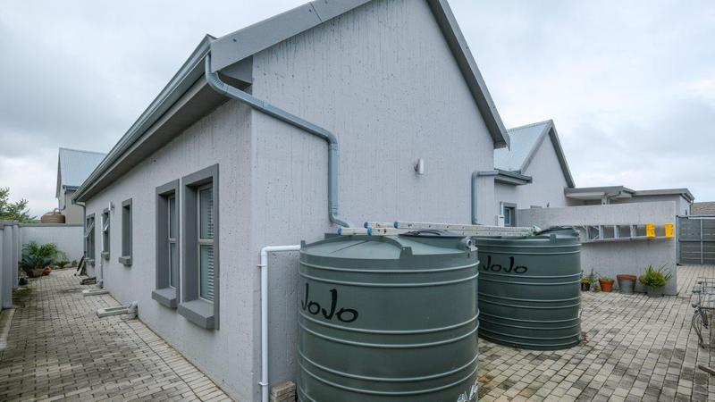 4 Bedroom Property for Sale in Blue Mountain Village Western Cape